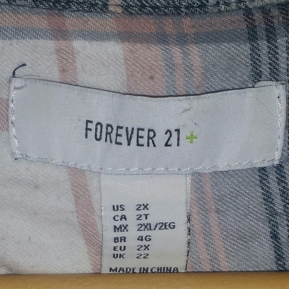 Forever 21 button shirt Pretty pink Sz 2X - Picture 3 of 3